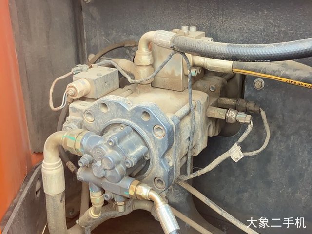 斗山 DX120-9C 挖掘机