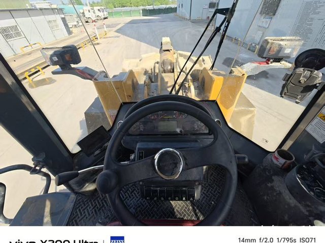 龙工 ZL50NC 装载机