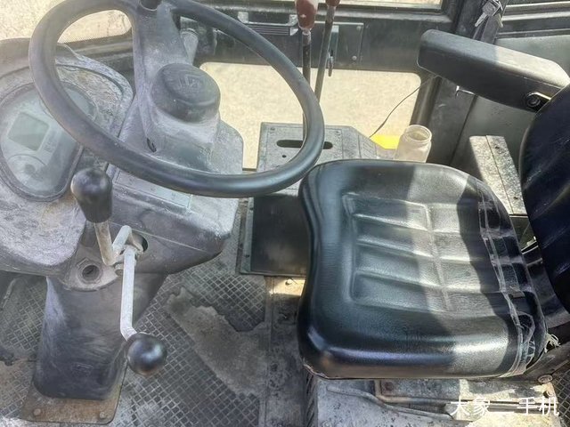 柳工 CLG816C 装载机