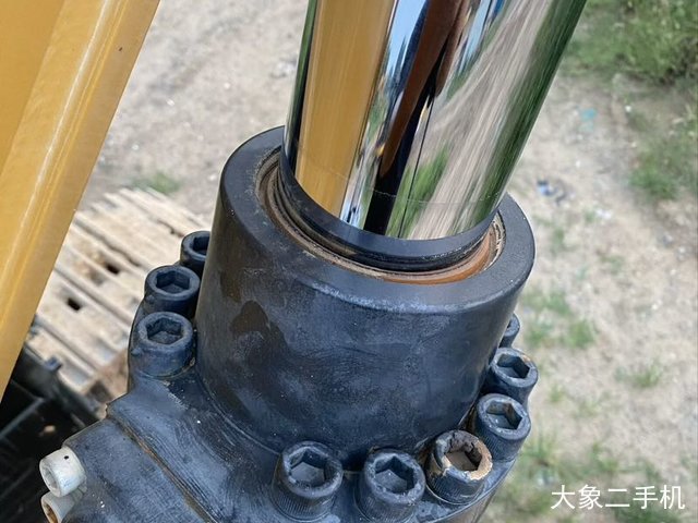 三一重工 SY215C 挖掘机