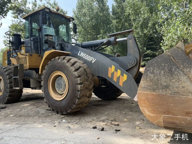 徐工 LW520F 装载机