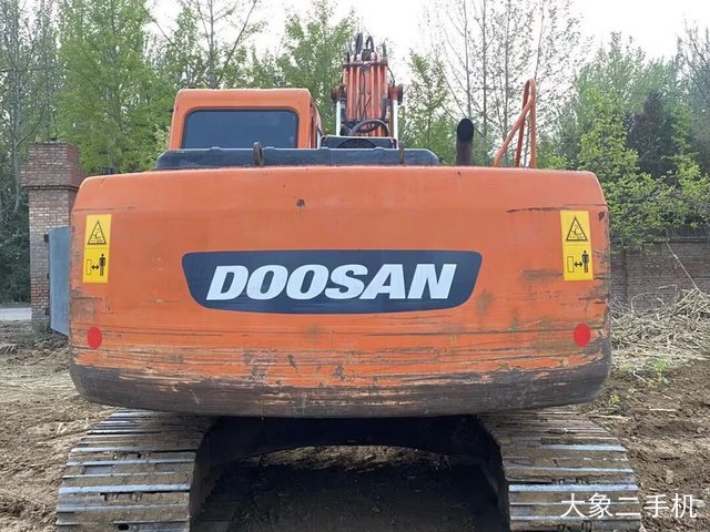 斗山 DH200LC-7 挖掘机