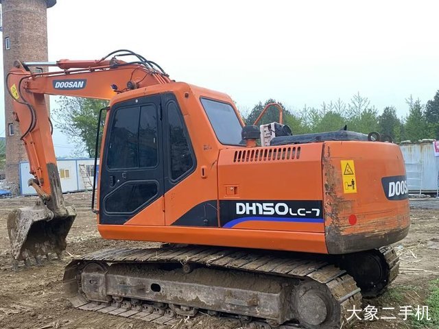 斗山 DH200LC-7 挖掘机