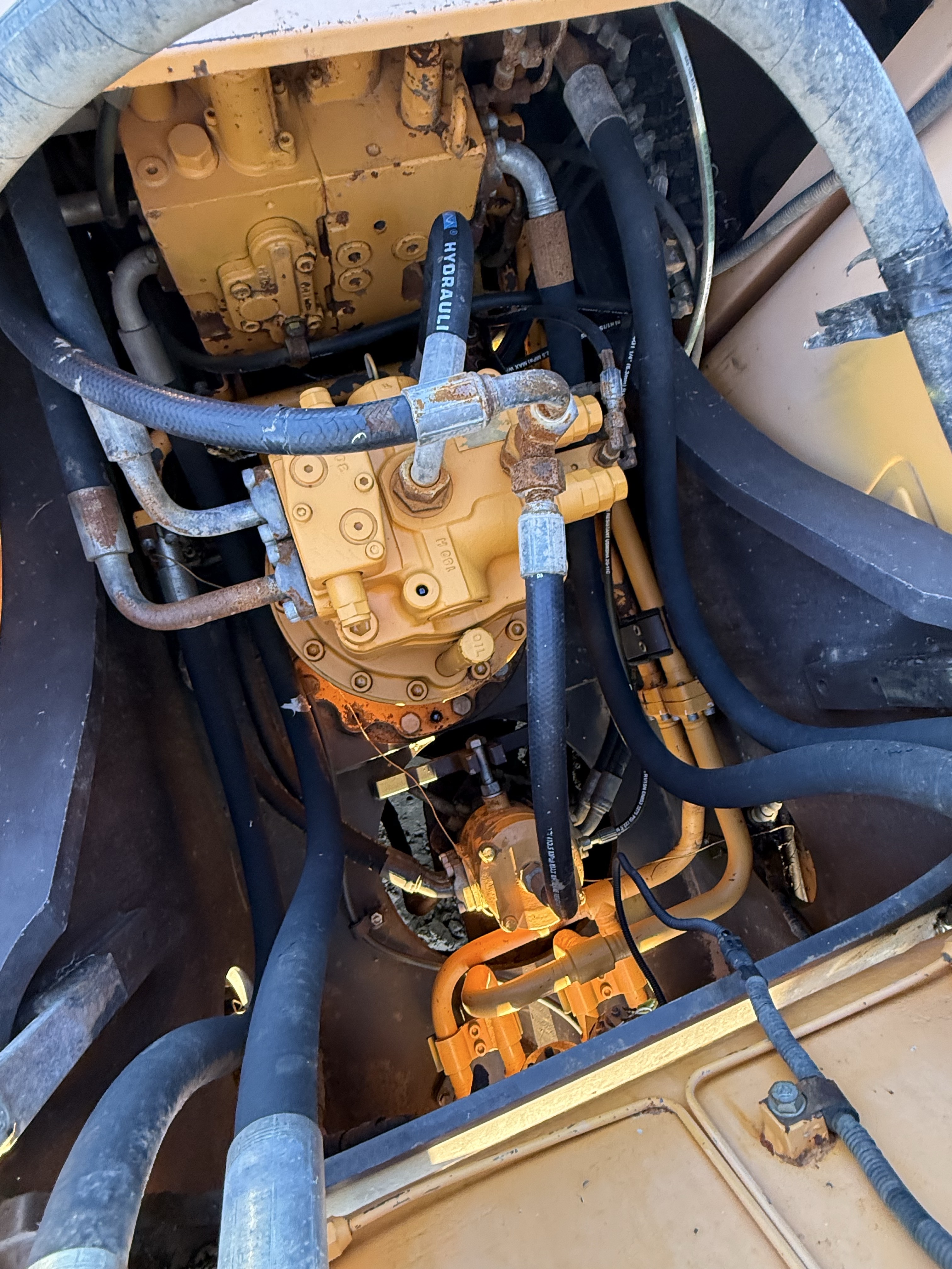 SANY SY215C-9 photo