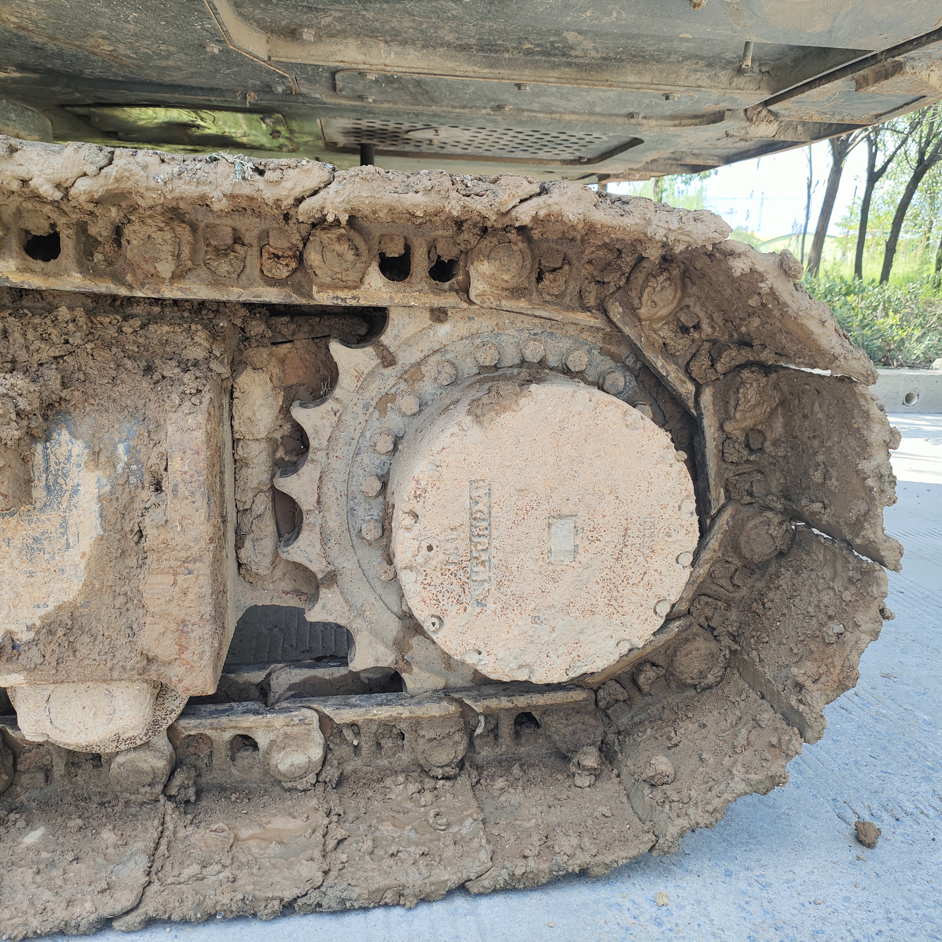 Hyundai R130VS used excavator
